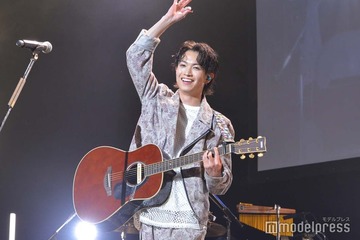 綱啓永、初バースデーイベント開催で「人生が変わった」楽曲披露 ファンからのサプライズも＜「TSUNA HOUSE」WEB独占取材＞ 画像