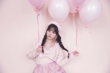 齊藤なぎさ、久々ロングヘア復活 美デコルテ魅せのドリーミースタイル 画像