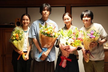 堀田真由、萩原利久に感謝「たとえあなたを忘れても」クランクアップ「最後まで一緒に戦ってくれてありがとう」 画像