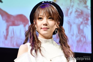 元モー娘。田中れいな、ミニ丈コーデで美脚大胆披露「スタイル良すぎ」「脚綺麗」と反響 画像