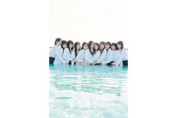 乃木坂46・5期生、青春感溢れる裏表紙4パターン＆秋元康氏の帯コメント解禁 発売前重版も決定＜あの頃、乃木坂にいた＞ 画像