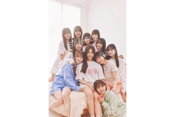 乃木坂46・5期生、美脚際立つ姿で集結 封入特典ポスター解禁＜あの頃、乃木坂にいた＞ 画像