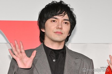 林遣都、激臭・電流…役者魂に反響 櫻井翔・ムロツヨシらも絶賛の嵐 画像