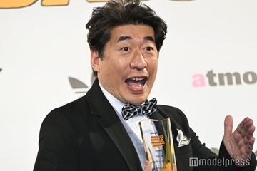寺門ジモン、スニーカーベストドレッサー賞受賞で「ついに時代が俺に追いついた」なえなの＆imaseらフォローで盛り上げる 画像