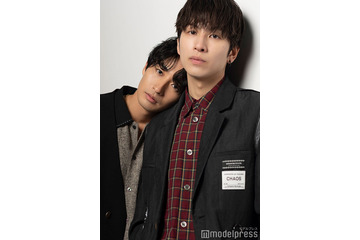 THE RAMPAGE長谷川慎＆古屋呂敏、1日2回の“ハグ日課”から生まれた固い絆「キュンとしてしまった」撮影終わりのサウナ裏話も＜「恋をするなら二度目が上等」インタビュー前編＞ 画像