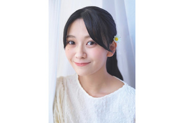 乃木坂46奥田いろは“冨里奈央撮影”スペシャルグラビアで優しい微笑み 画像