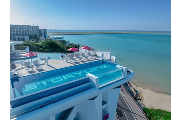 沖縄にリゾートホテル「ストーリーライン瀬長島」インフィニティプール・屋外温泉スパでリフレッシュ 画像