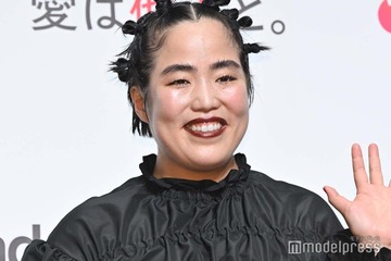 ゆりやんレトリィバァ「コーチェラ」サプライズ登場 日本芸人初出演&歌詞変更の粋な演出話題「かましてる」「才能の塊」 画像
