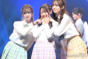 「今日好き」横田未来＆野咲美優、古澤里紗に”ほっぺツン” パステル制服姿が可愛い【GAKUSEI RUNWAY 2024 SPRING＆SUMMER】 画像