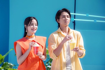 広瀬すず＆山下智久「やばい」と感じたエピソード明かす マクドナルド新CMでリズミカルダンス披露 画像