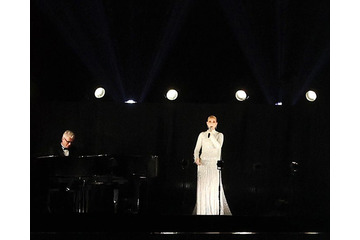 セリーヌ・ディオン「パリ五輪」開会式フィナーレに登場 画像