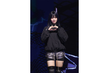 LE SSERAFIM・HUH YUNJIN、メインプロデューサーとして参加で“CRAZY”を表現 盛り込んだ想い…ディレクションぶりにSAKURA＆KAZUHA絶賛【「CRAZY」メディアショーケース】 画像