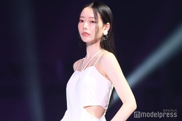 なこなこカップル・なごみ、美脚＆デコルテ際立つミニドレス姿に「美しすぎる」「ビジュ最強」と反響 画像