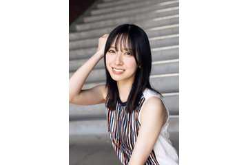 日向坂46金村美玖、横浜巡りで“聖地”へ「週刊少年サンデー」表紙登場 画像