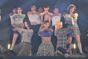 Girls2、地元高校ダンス部と熱いコラボ 鶴屋美咲は福岡に凱旋「ただいま」【TGC北九州2024】 画像