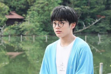 【年下彼氏2 episode7】慶二（真弓孟之）、兄の代役でクラス会出席 ひまり（秋田汐梨）と再会果たす 画像
