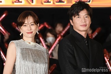 田中圭、米倉涼子のハプニングを手助け＆エスコート「若手感覚でいられる」先輩俳優揃いの現場に感慨も【劇場版ドクターX】 画像