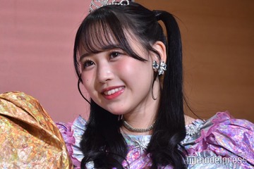 FRUITS ZIPPER松本かれん、流し前髪姿が別人級「誰か分からなかった」「大人っぽい」 画像