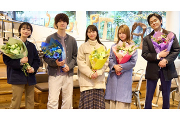 「マイダイアリー」清原果耶・佐野勇斗ら揃ってクランクアップ 共演者へ感謝「柔らかくて勉強になる日々」 画像