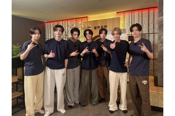 ENHYPEN、キスマイ千賀健永とチムジルバンへ JUNGWON・SUNGHOON・SUNOOが収録振り返る「撮影であることを忘れて楽しみました」【モデルプレス独占コメント】 画像
