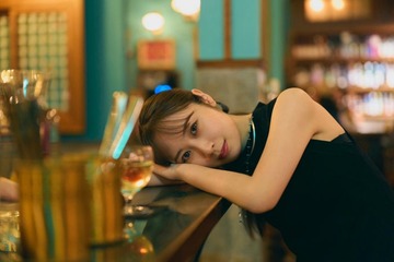 高柳明音、ランジェリー姿で過去最大露出 “デビュー15周年記念”3rd写真集決定 画像