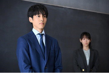 【御上先生 第1話】官僚・御上（松坂桃李）、隣徳学院3年2組で授業スタート 画像