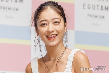 みちょぱ、へそ出しルックで引き締まった美ウエスト披露「スタイル抜群」「ヘルシーな色気」と反響 画像