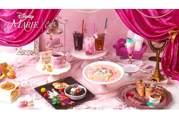 「ディズニー マリー」スペシャルカフェが新宿で開催 ピンク色に彩られたフードやグッズ提供 画像