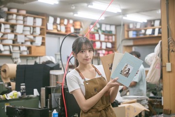 元櫻坂46渡辺梨加、ロンドン留学密着写真集決定 約2年ぶりお渡し会イベント開催【MY LOVELY DAYS IN LONDON】 画像