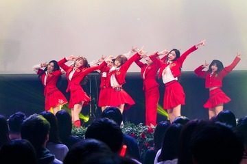 「日プ女子」出身・高橋妃那が涙、新グループRealRomanticデビューライブ開催「本気で大きいグループになりたい」【デビューショーケース独占レポート】 画像