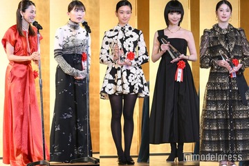 趣里、美デコルテ大胆披露 河合優実＆松本若菜も華やかドレス姿で登場【2025年エランドール賞】 画像