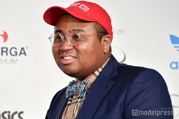 マテンロウ・アントニー「とんでもねえリビングだった」実家の内装が話題「インスタ映えしそう」「住んでみたい」の声 画像