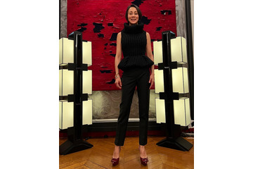 パリ在住・中村江里子アナ、7年前の長女を顔出し公開 自身のお下がり着用「息を飲むような美貌」「クールな表情が素敵」の声 画像