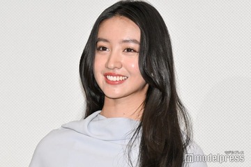 Koki,、大胆背中開きワンピで圧巻スタイル披露「まさに女神」「綺麗すぎる」の声 画像