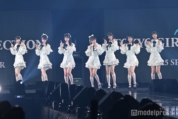 “秋元康氏プロデュースアイドル”Rain Tree、ショートパンツ姿で美脚際立つ グループで「TGC」初登場【TGC2025S/S】 画像