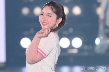 「今日好き」中島結音、美ボディライン強調ワンピース姿【関コレ2025S/S】 画像