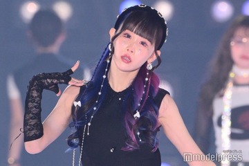 ゆりにゃ、圧巻スタイルに会場釘付け ブラックミニワンピ姿【関コレ2025S/S】 画像