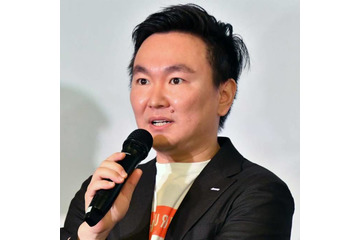「そっくり3人組」かまいたち山内、2人の息子からの“サンドイッチ”SHOTに反響「なんだこの幸せな一枚は？」 画像