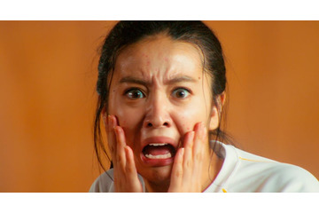 Koki,、別人級すっぴんから女神になるもピンチ 七変化の表情魅せる「女神降臨」特別映像解禁 画像