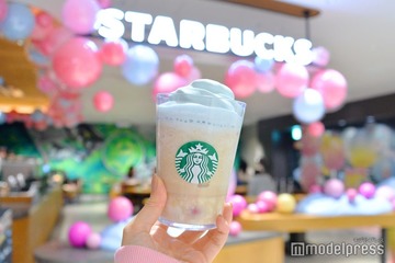 スタバ新作「春空 ミルクコーヒー フラペチーノ」史上初の味が変わる限定フラペを体験！＜試飲レポ＞ 画像