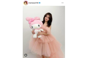 谷まりあ、美肩＆デコルテ見せのドレスSHOTにファンうっとり「可愛すぎる」「素敵」 画像