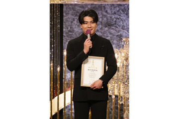 SixTONES森本慎太郎「日アカ」新人俳優賞受賞で堂々スピーチ「また胸を張ってここに帰ってこれるように」 画像
