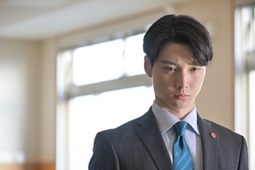 「クジャクのダンス」赤沢の部下役・絃瀬聡一、役作りで筋トレ「Eye Love You」から変えた意識とは「全く雰囲気が異なってきますよね」【インタビュー】 画像