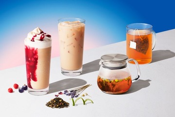 スタバ、日本独自茶葉使用「アールグレイ ベリーベリー ブーケ フラペチーノ」ティー特化型店舗限定で登場 画像