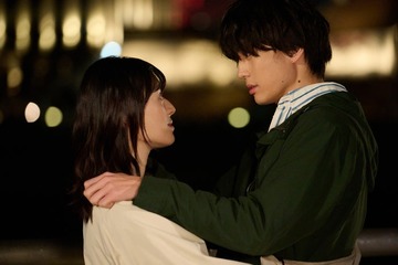「彼女がそれも愛と呼ぶなら」初回、栗山千明がキスマイ千賀健永＆伊藤健太郎と“雰囲気異なる”キスシーン「うっとり」「ドキドキする」と話題 画像