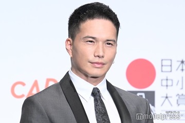 市原隼人、大河「べらぼう」盲目・検校は「耐え難い暗闇の孤独」演じる恐怖と思い明かす「寄り添おうとしても寄り添えきれない役」 画像