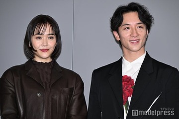 松井愛莉、大貫勇輔の紳士的行動に喜び “撮影という名のデート”振り返る【子宮恋愛】 画像