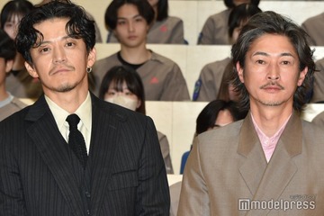 小栗旬＆窪塚洋介、日体大サプライズ登場に会場騒然 言葉詰まる生徒へ神対応【フロントライン】 画像