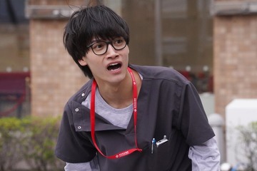 Aぇ! group佐野晶哉、価値観を変えたメンバーとの出会い「アイドルという仕事の尊さを知りました」【「Dr.アシュラ」インタビュー後編】 画像