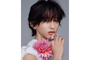 なにわ男子・道枝駿佑、ジュエリー纏い凛とした表情魅せる「VERY」初登場 画像